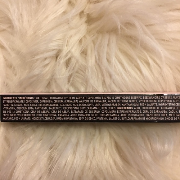 Mary Kay Ultimate Mascara Black/Noir - Picture 3 of 4