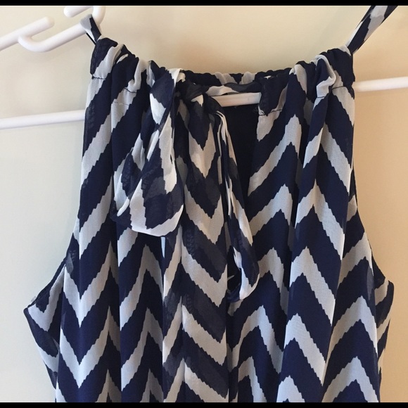 Chevron Maxi Dress - Picture 3 of 3