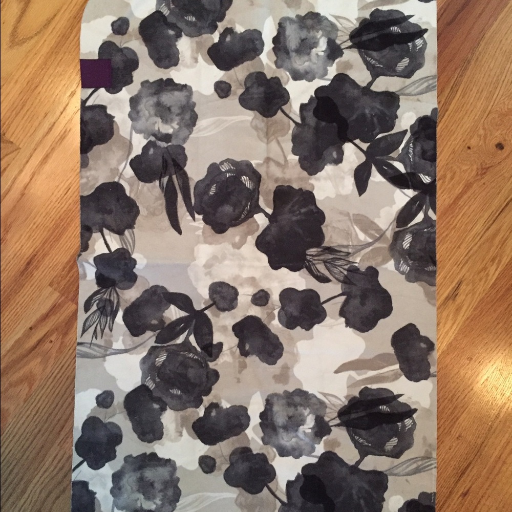 Lululemon hot yoga towel