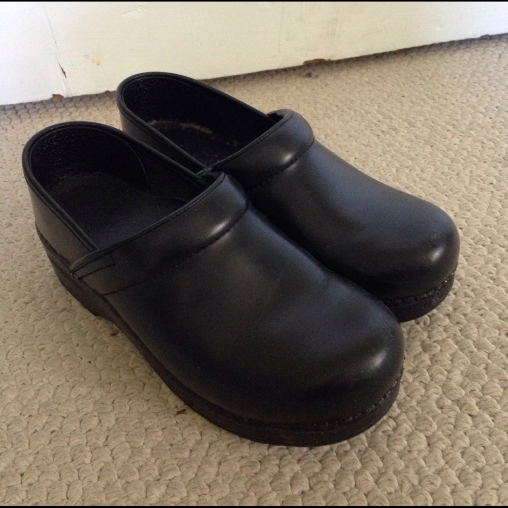 Black Womens Dansko Professional