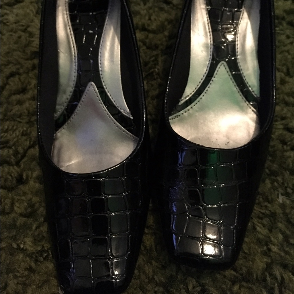 Patent leather pumps