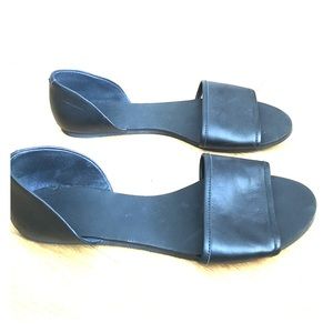 Black Flat Sandals