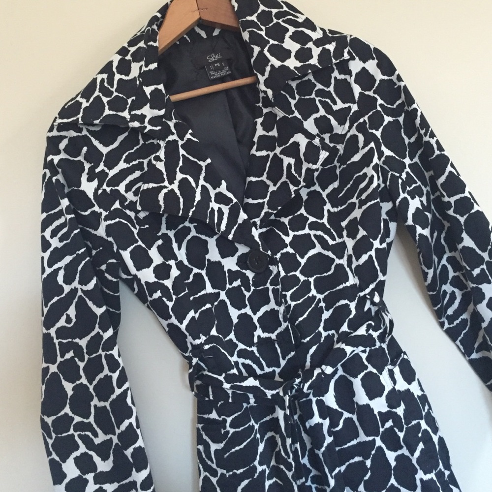 Luii spring trench coat