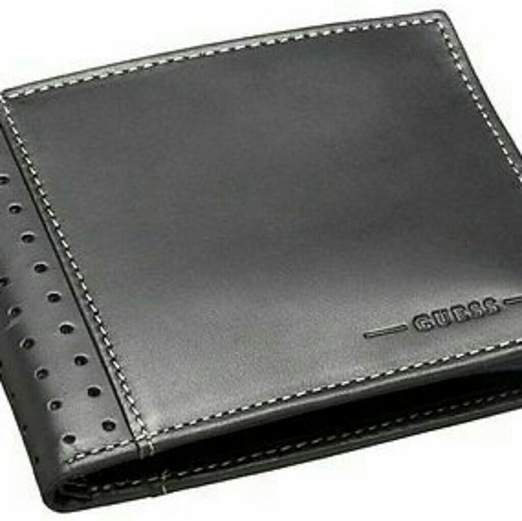 🚫SOLD on M E R C A R I🚫Guess Slim Leather Wallet - Picture 3 of 8