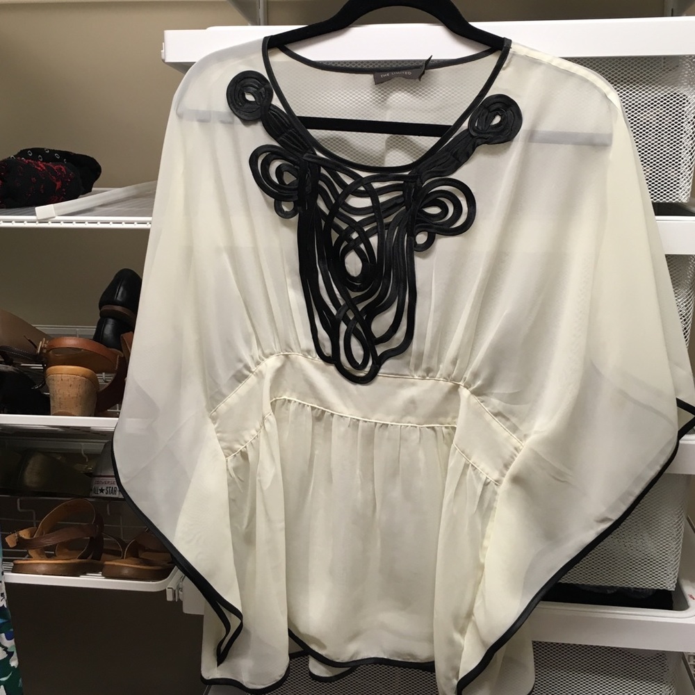Cream and black flowy top