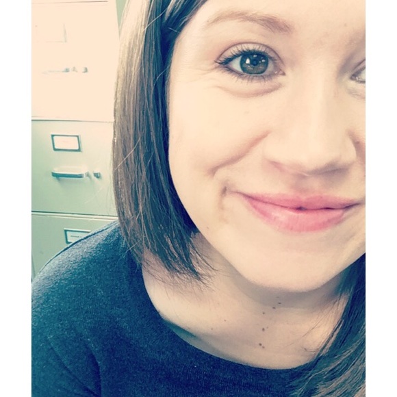 Meet your Posher, Amber - Picture 1 of 1