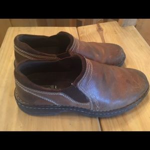 Ariat shoes