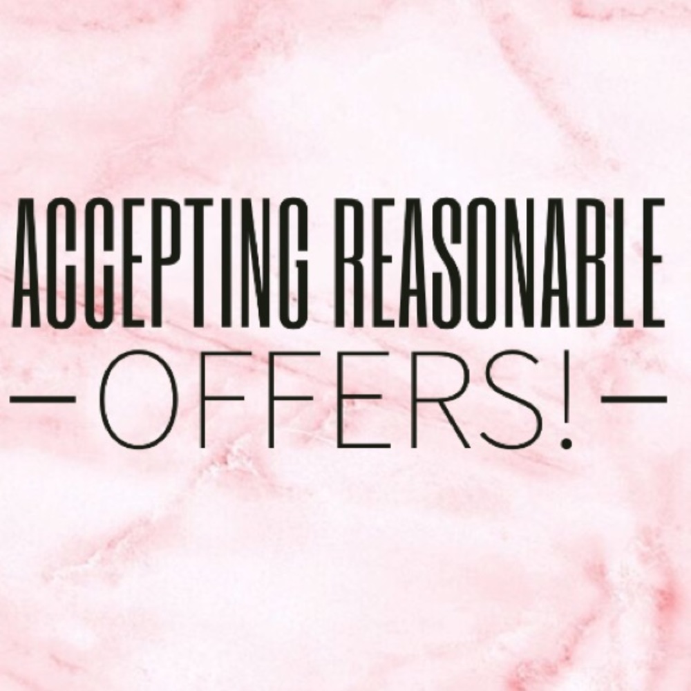 🎀🖤MAKE AN OFFER🖤🎀