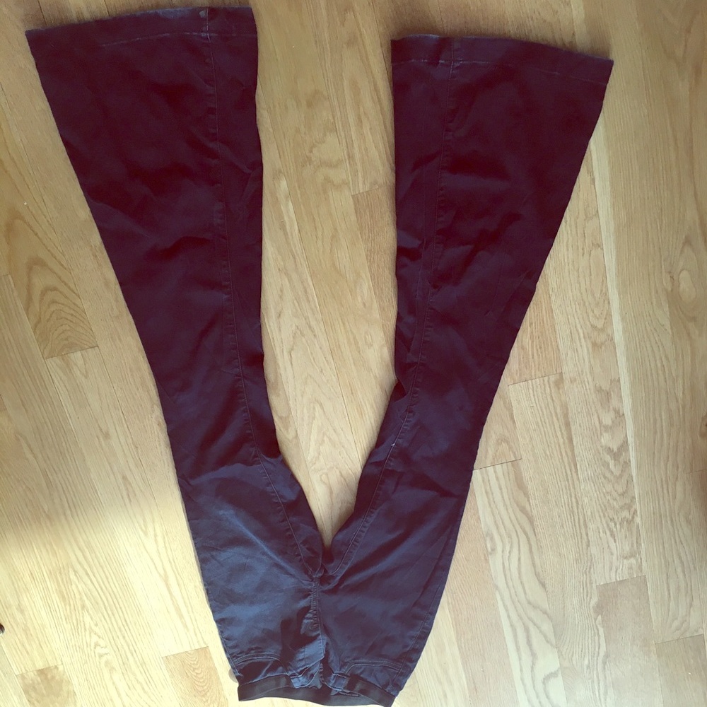 Blank bell bottom stretch pull on jeans