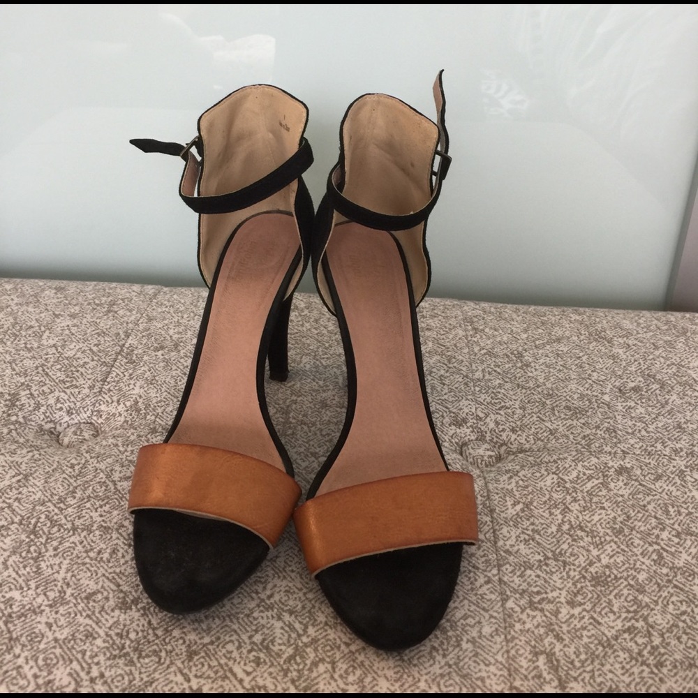 Faryl Robbin for Free People - sandal size 9