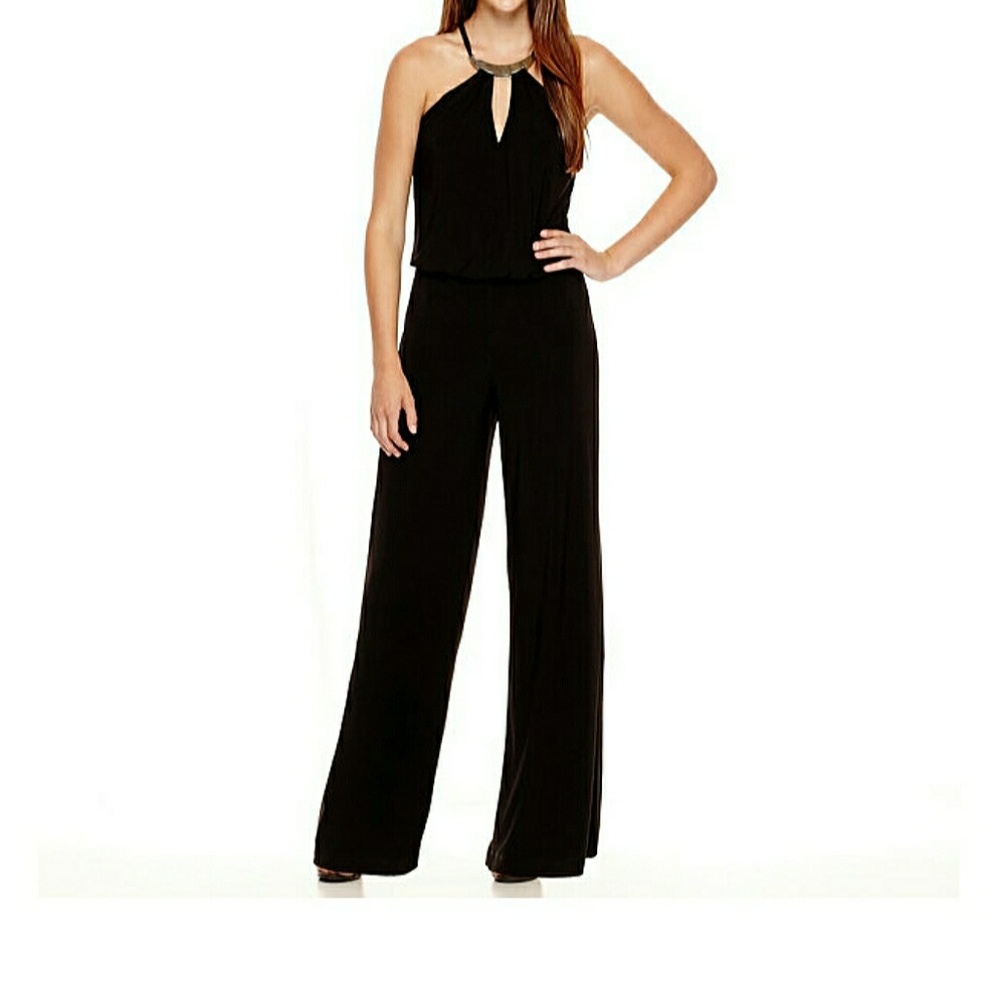 Gorgeous Halter-Neck Jumper