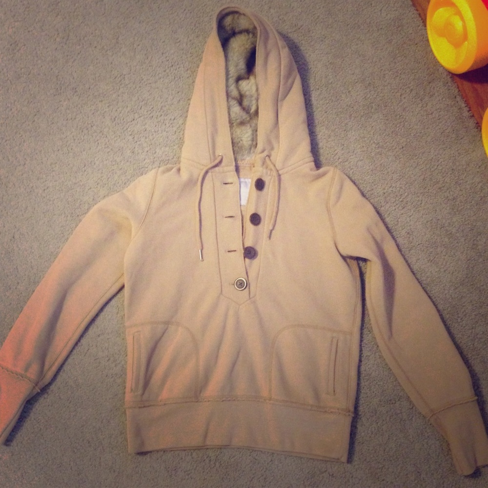 American Eagle fur hoodie.♥️