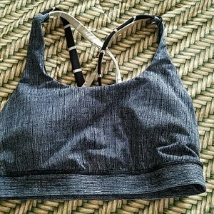 Lululemon energy bra size 6