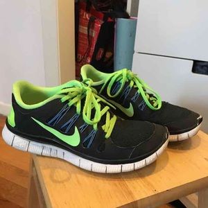 Nike free runs 5.0 black, neon green running shoes