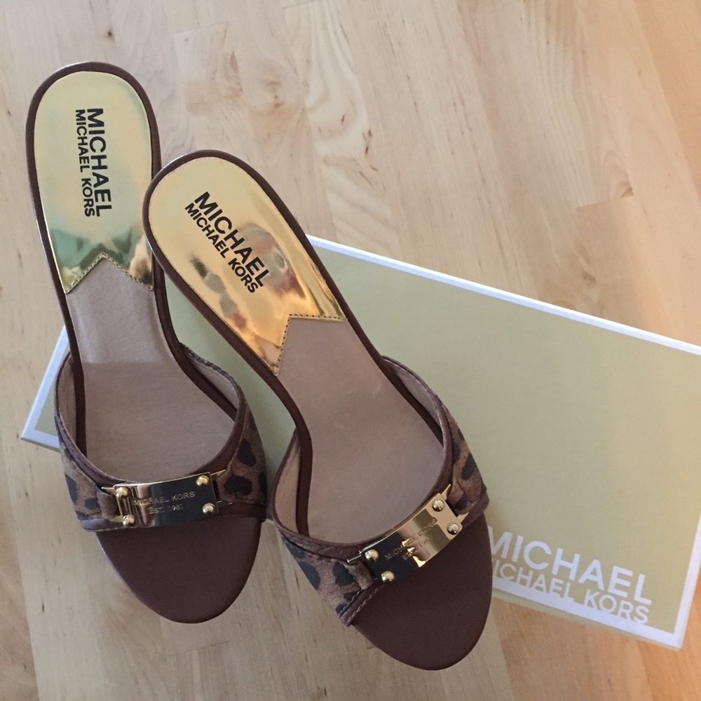 Gorgeous Michael Kors Heel