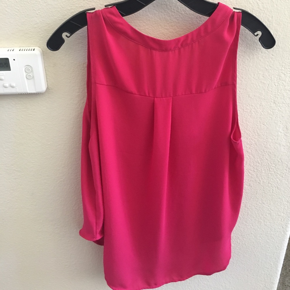 Pink blouse - Picture 2 of 3