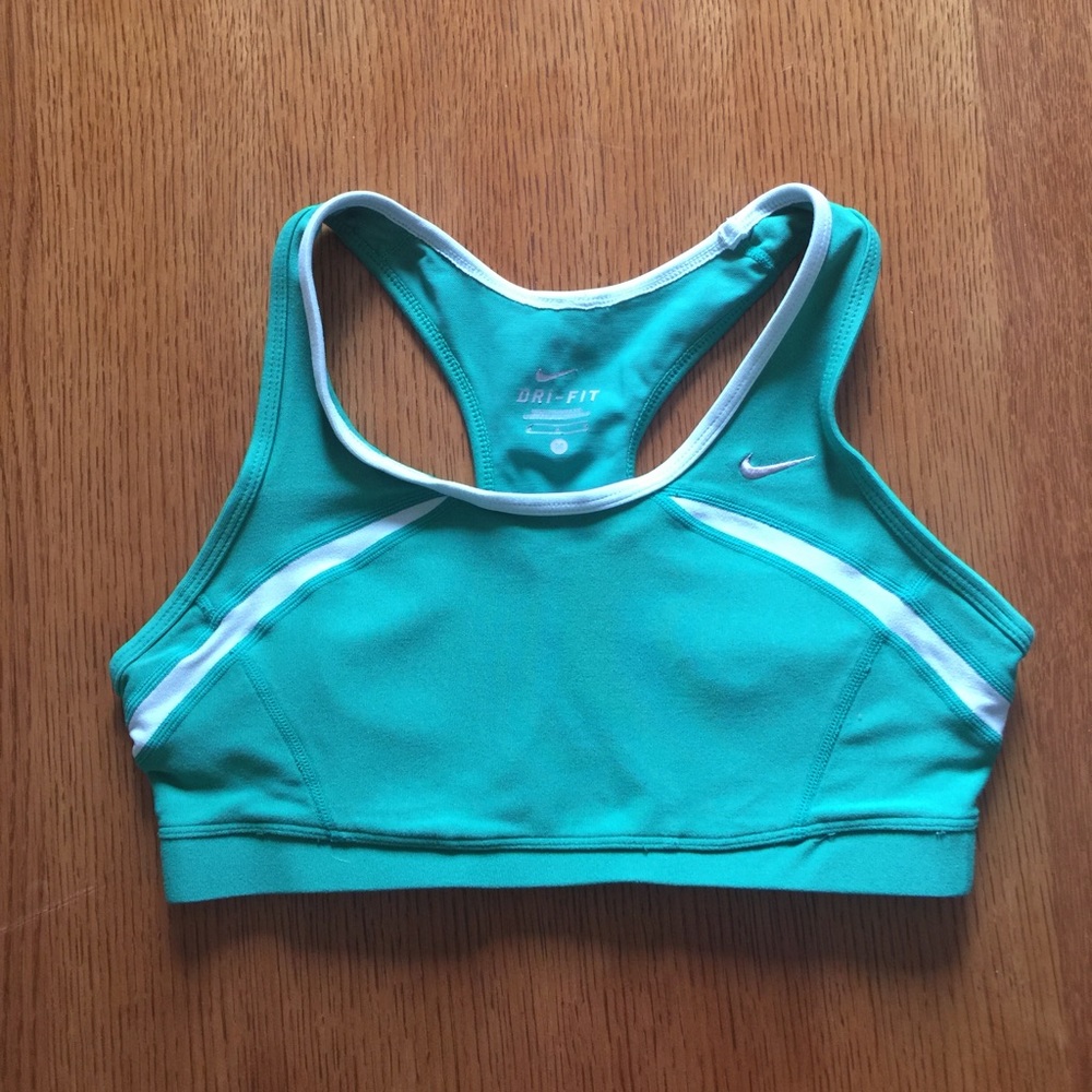 Nike Dri fit high impact sports bra size medium