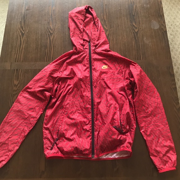Nike Other - Nike men's windrunner size medium