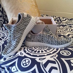 Yeezy Similar Sneakers