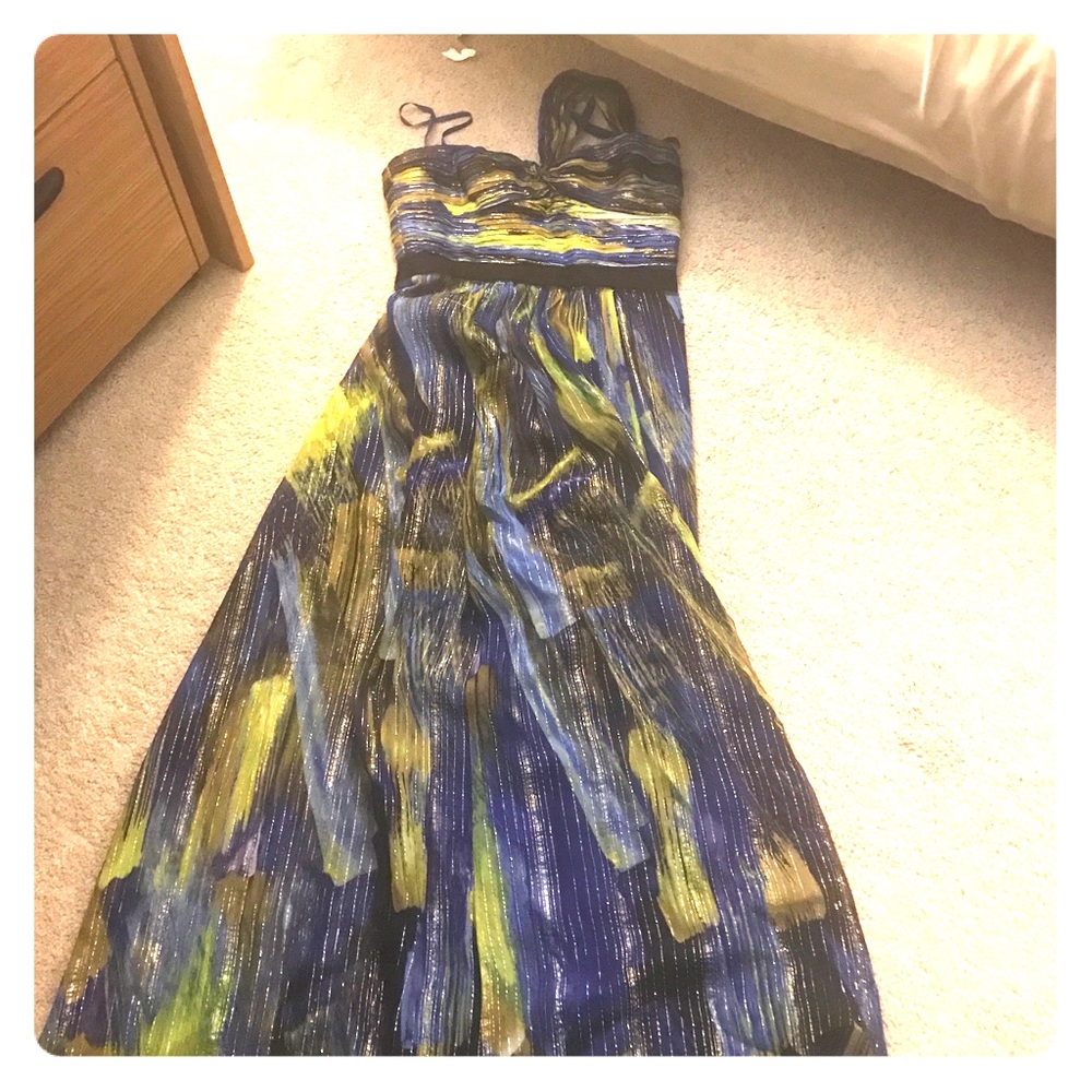 BCBG Maxazria Dress : Size 2