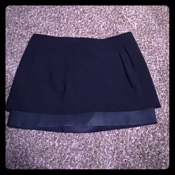 Express size 6 skirt with leather detail - Picture 1 of 4
