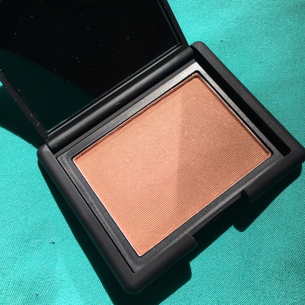 NARS blush in Lovejoy