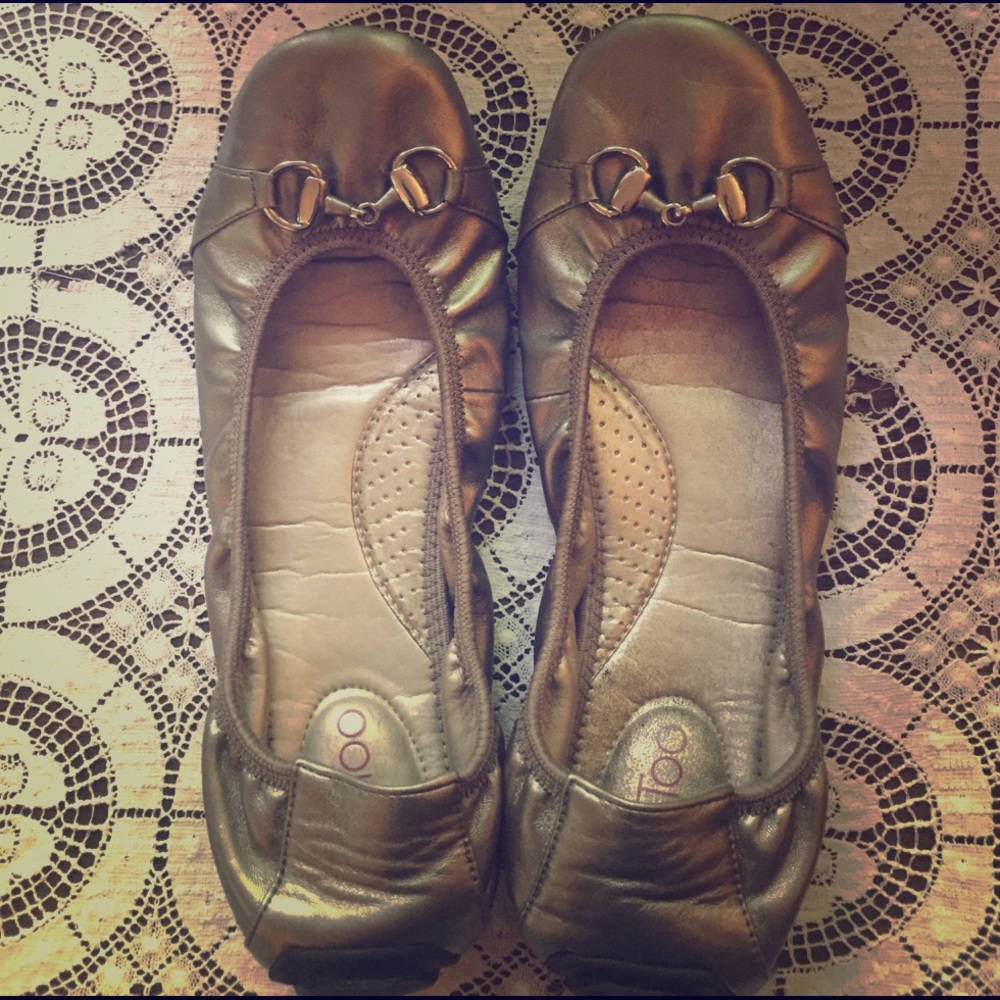 Me Too Limbo ballet flats. Pewter size 9.5