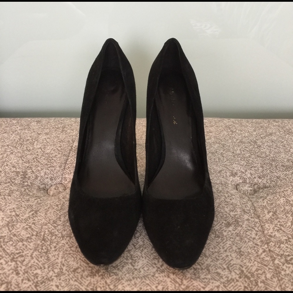 Maiden Lane Suede Roundtoe black pumps - 9.5