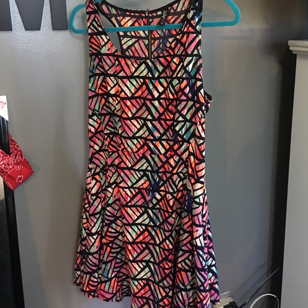Causal dress