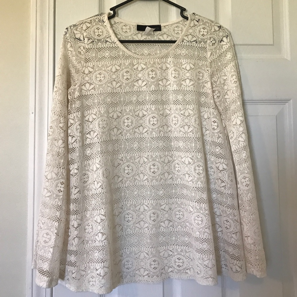 Lace top - Picture 3 of 4