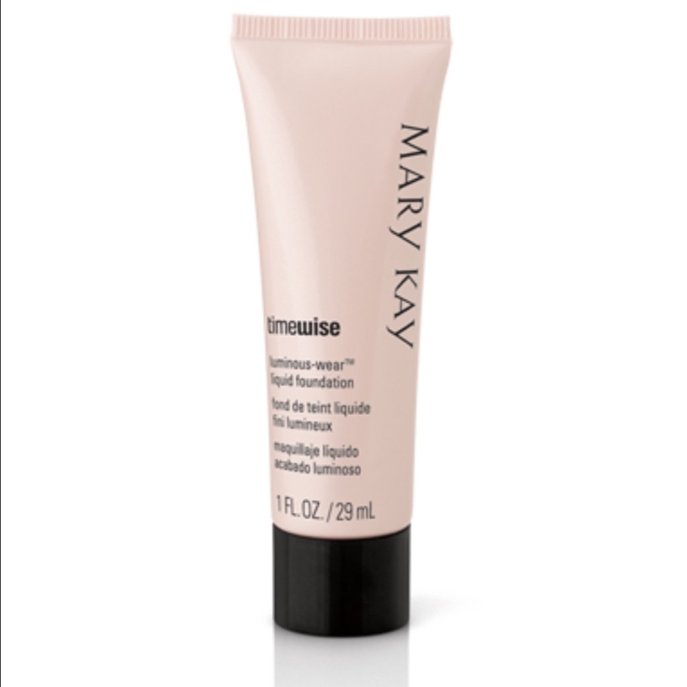 TimeWise Luminous-Wear Liquid Foundation