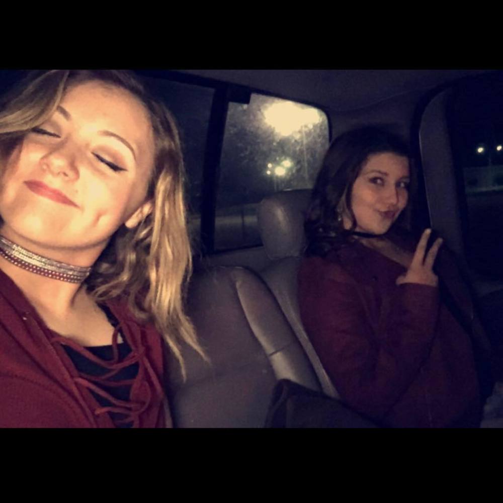 Meet your Posher, Bryli