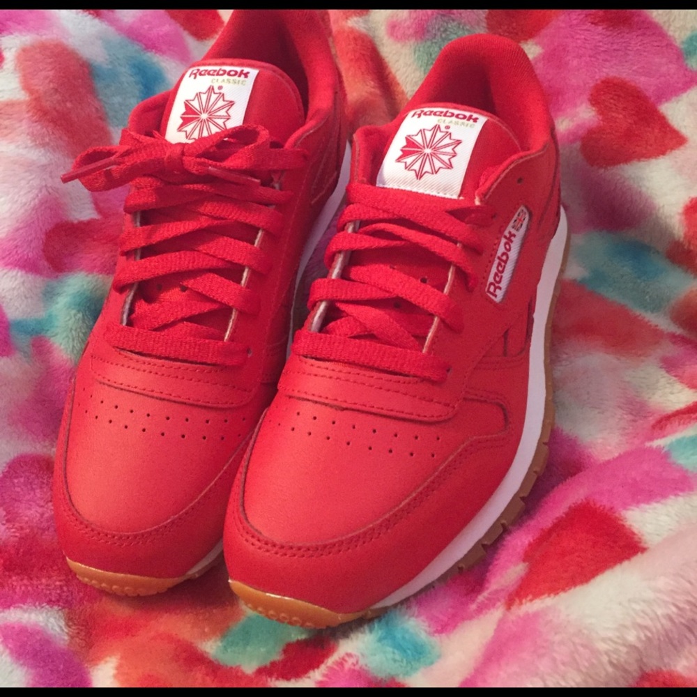 Red reebok classics