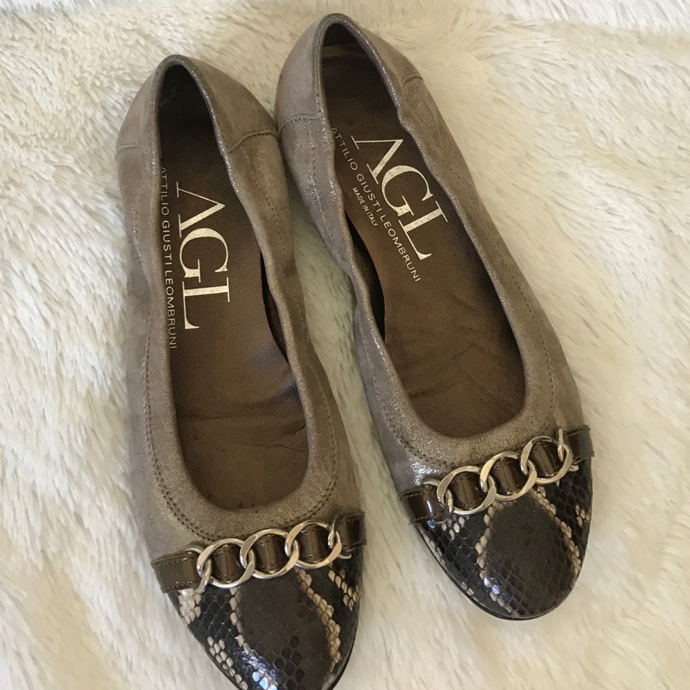 AGL metallic ballet flats!