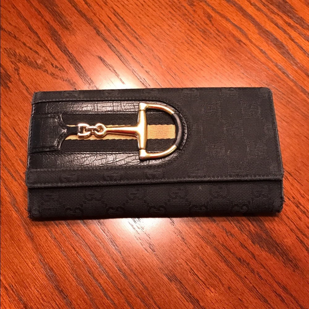 Gucci wallet