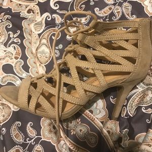 Christian Siriano heels tan