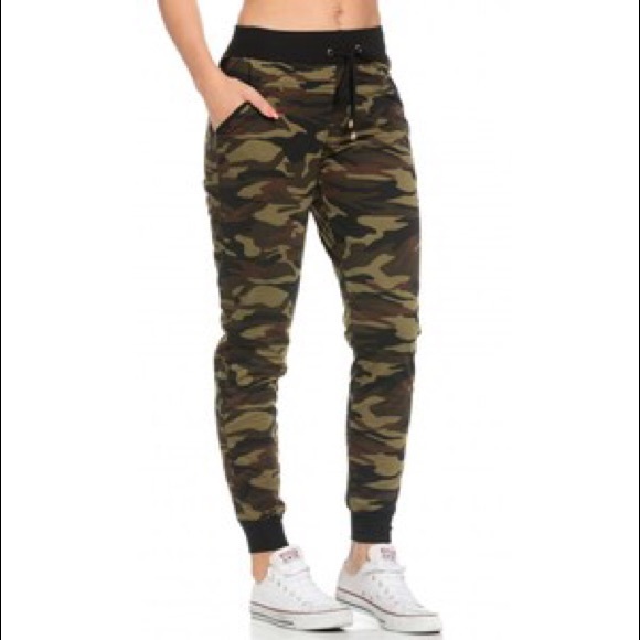 Rue21 Pants - Camo knit joggers  (donating 5/30)