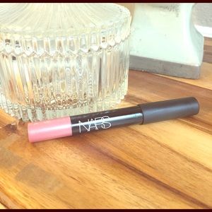 NARS velvet matte lip pencil