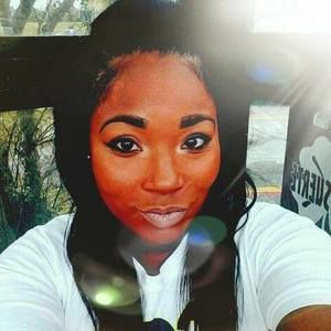 Meet your Posher, Nikki