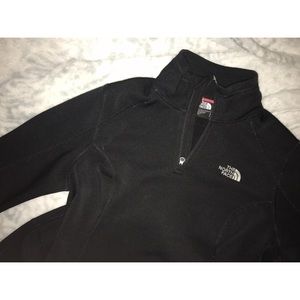 Women's North Face Pull-Over