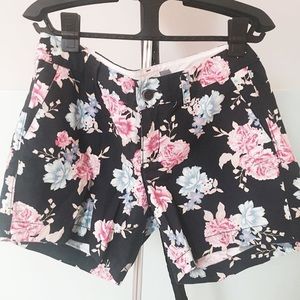 Oldnavy floral shorts