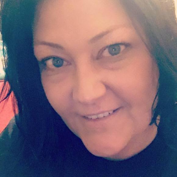 Meet your Posher, Leanne - Picture 1 of 1