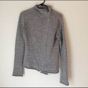 Gap small gray zip up sweater
