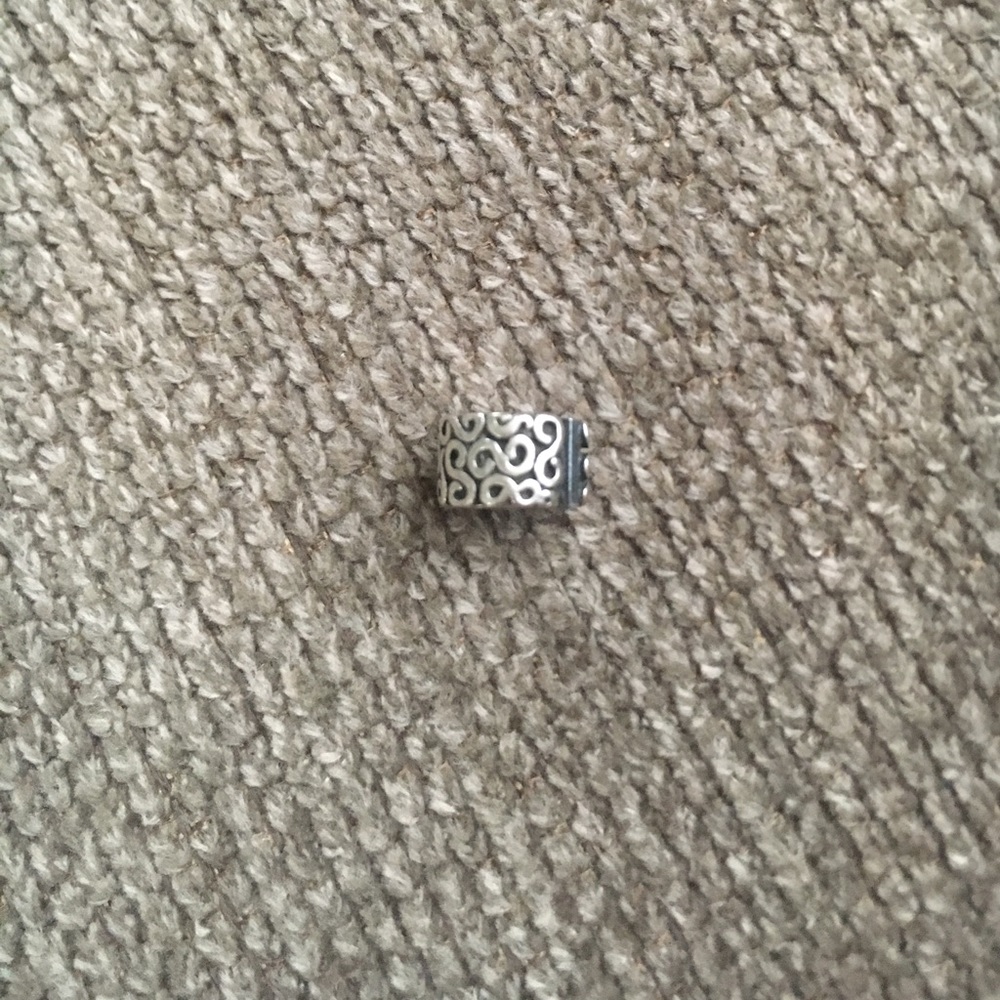 Authentic Pandora swirl Clip charm