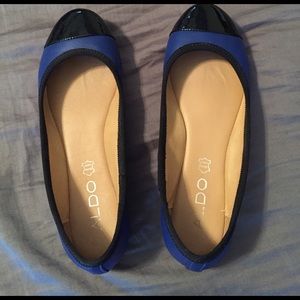Aldo size 6 blue and black flats