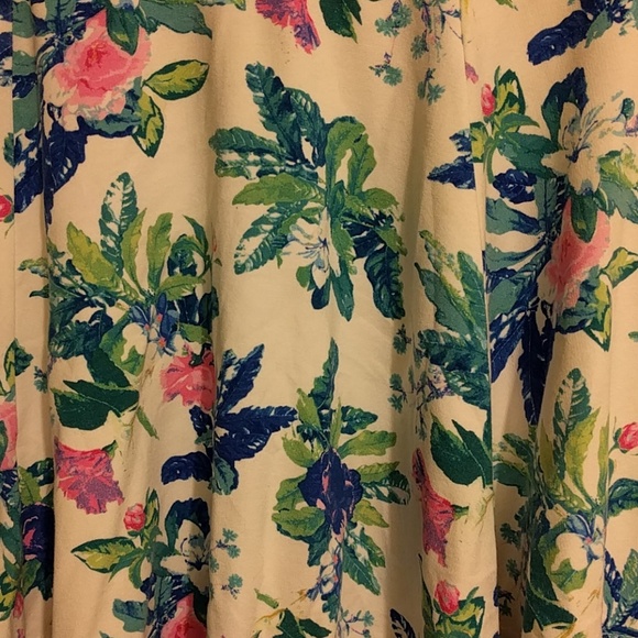 H&M Floral Skater Skirt - Picture 2 of 5