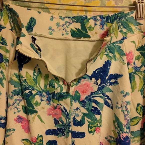 H&M Floral Skater Skirt - Picture 4 of 5