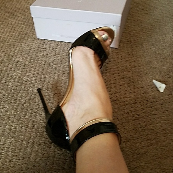 Shoes - Picture 4 of 4