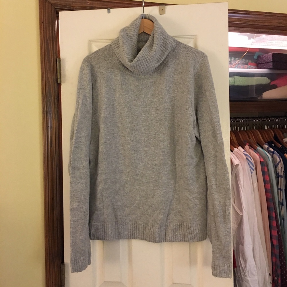 J. Crew Grey Marino Wool Sweater! (#SW1009) - Picture 2 of 3