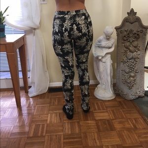 Tropical Gray leggings🌴